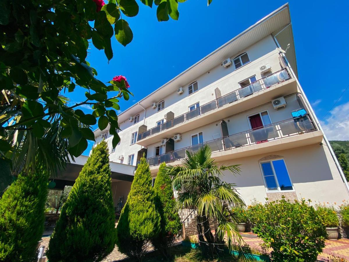 Park-hotel Abkhazia Gantiadi Kültér fotó